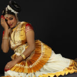 Mohiniyattam